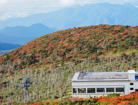 紅葉の蔵王に登る　東北の山　2021年9月28日