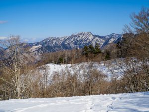 大峰山地　冬の弥山に登る　
